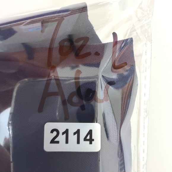 Adar Pro Women's Scrub Top Large Navy Tailored Fit NWT Medical Uniform P9400 - Picture 7 of 7